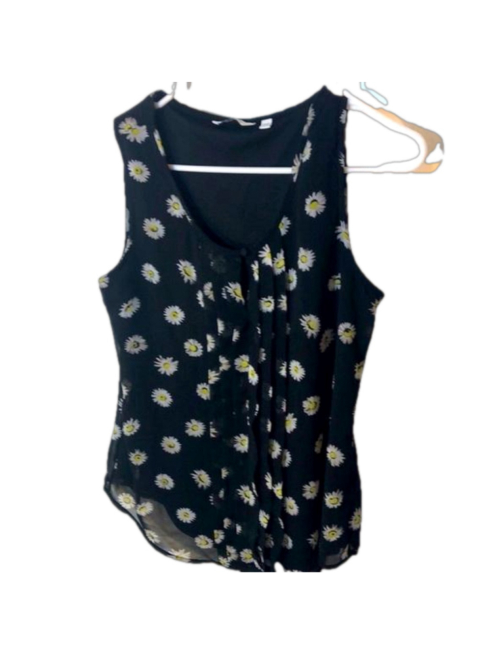 Reitman's sleeveless black blouse floral  M petites